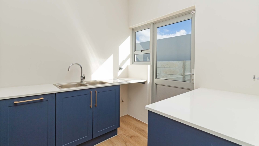 4 Bedroom Property for Sale in Sunningdale Western Cape
